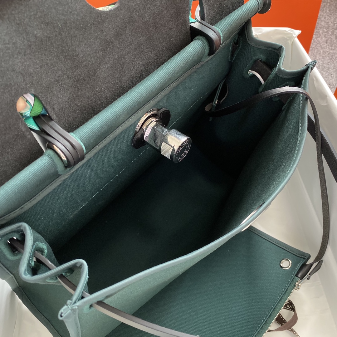 에르메스 에르백31 블루 템페트 블랙 은장